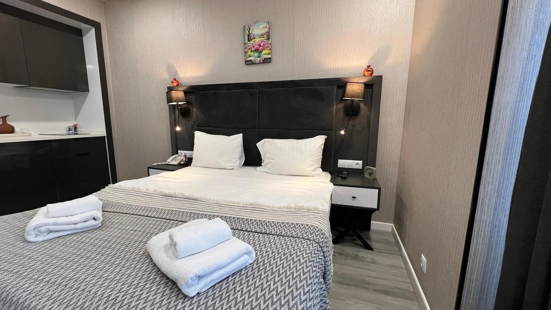 Batumi Courttyard Great Holidays 0*,  Georgia