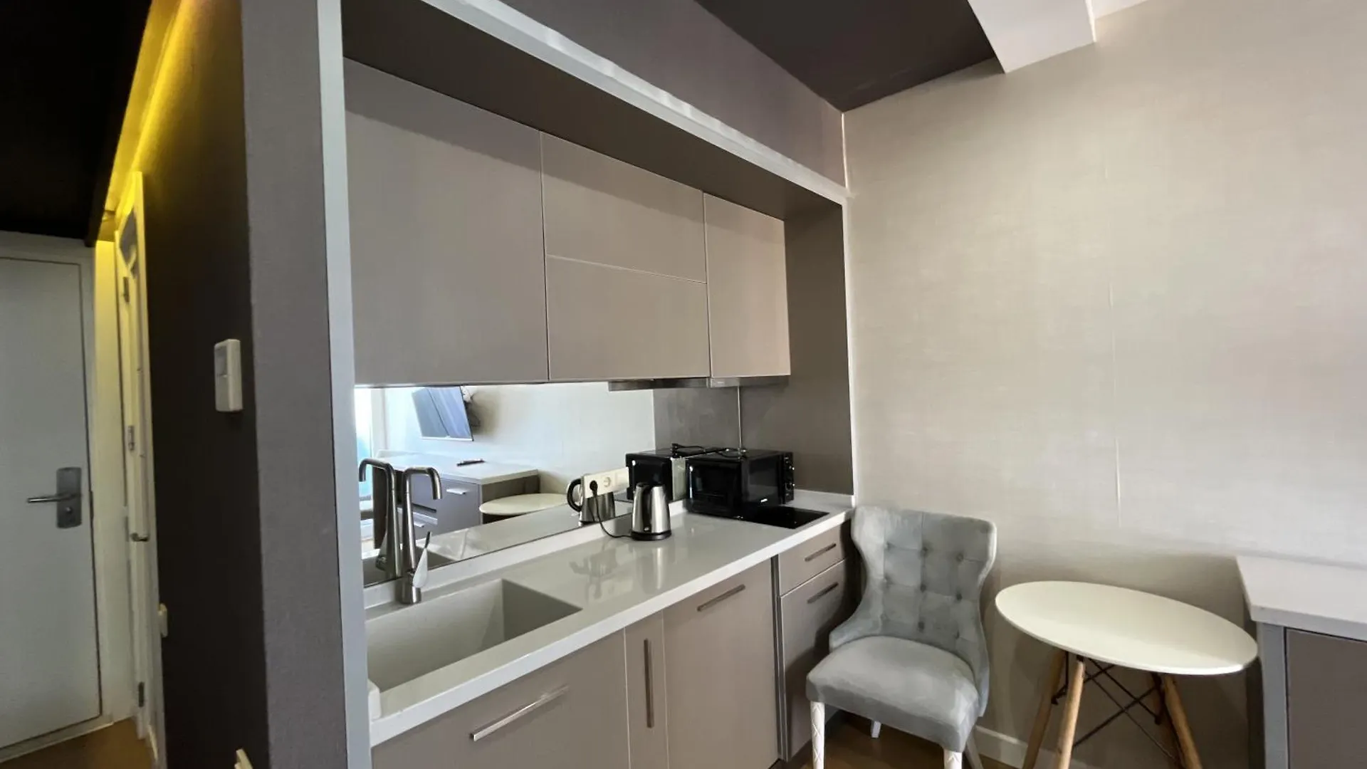 Apartment Batumi Courttyard Great Holidays